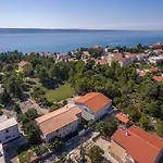 Apartment And Dragica *