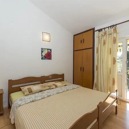 And Dragica Appartement Starigrad Paklenica